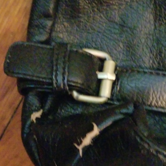 *Free with bundle of 3...Preloved Shoulder Bag - Picture 5 of 8